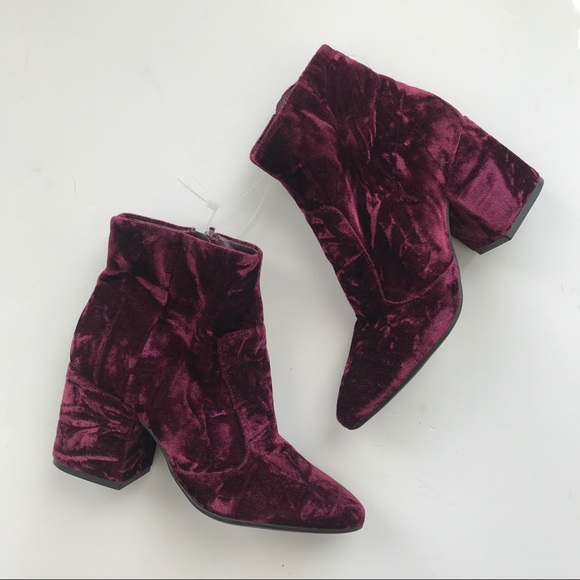 NWT Gianni Bini maroon crushed velvet booties - Picture 2 of 7